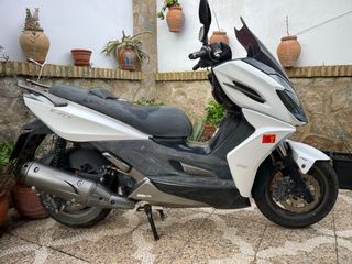 Kymco K-XCT 125cc Moto Scooter