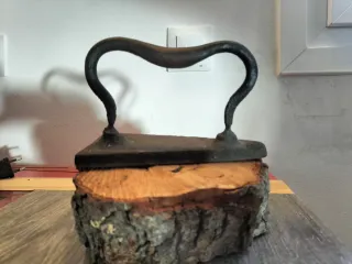 Plancha antigua de hierro