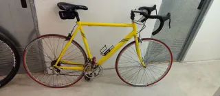 Bicicleta Kastle Benetton Amarilla