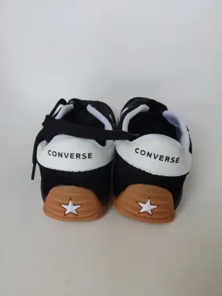 Zapatillas Converse Negras Suela Marrón