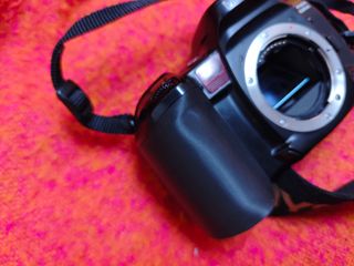 Cámara Minolta Dynax 700si + Objetivo y accesorios