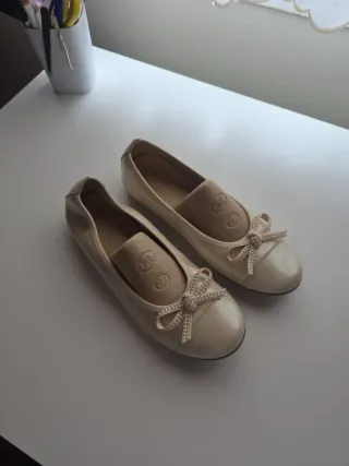 Bailarinas comunión lazo perlas blanco roto