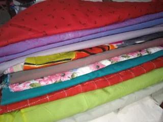 Restos de royos de telas Variadas Pont Hermanos