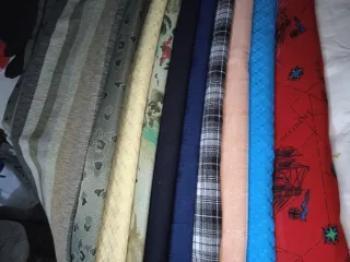 Restos de royos de telas Variadas Pont Hermanos