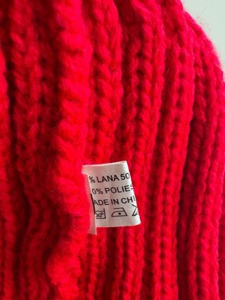 Cappelli lana donna grigio e rosso