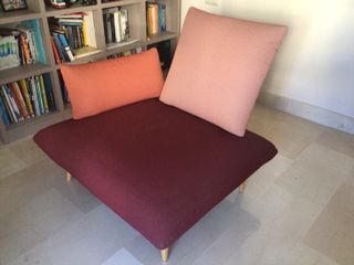 Sillón individual tela naranja y rosa