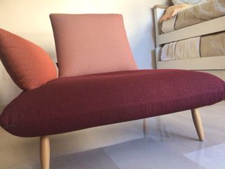 Sillón individual tela naranja y rosa