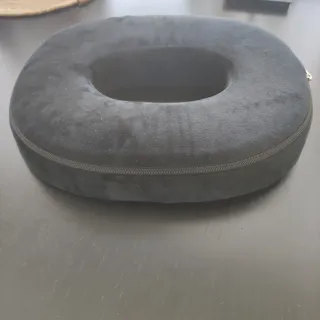 Cojín ergonómico redondo negro