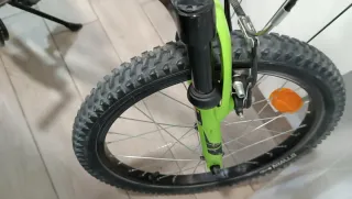 Bicicleta Btwin 20 pulgadas con amortiguador