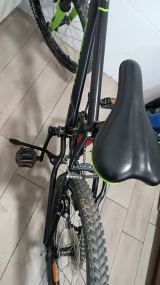 Bicicleta Btwin 20 pulgadas con amortiguador
