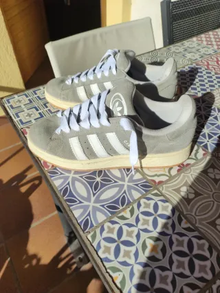 Bambes Adidas Campus Grises