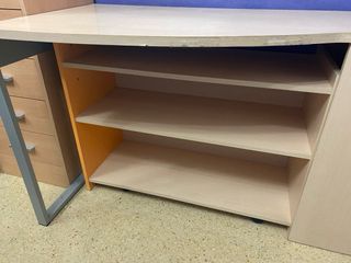 Gran escritorio de 190 largo con almacenamiento