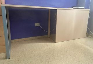 Gran escritorio de 190 largo con almacenamiento