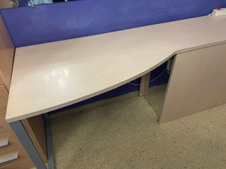 Gran escritorio de 190 largo con almacenamiento