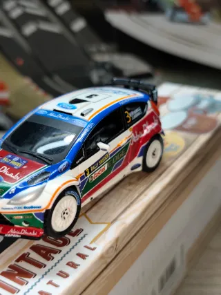 Coche Carrera Go/Scalextric Ford 1:43