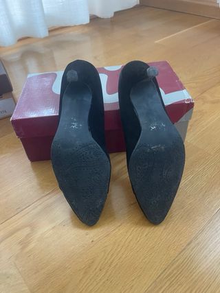 Zapatos de ante negros talla 37