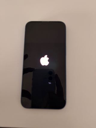 iPhone 13 Azul 128 GB Buen Estado