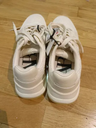 Zapatillas Zara Beige Talla 38