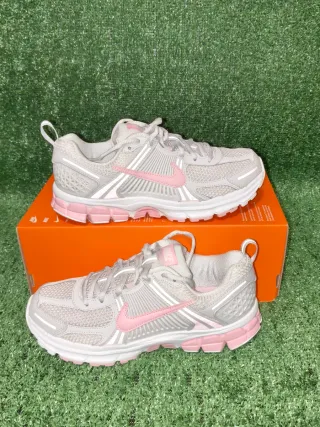 Nike Vomero 5 Talla 39 Gris Rosa