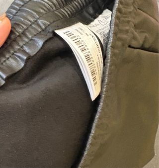 Pantalones de cuero Zara negros