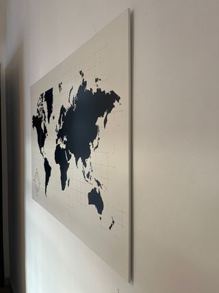 Mapa Mundi Beige y Negro