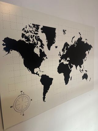 Mapa Mundi Beige y Negro
