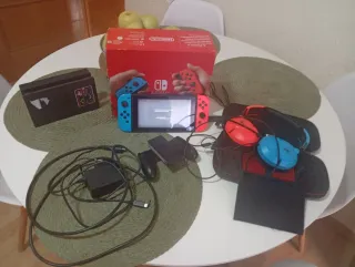 Nintendo Switch Rossa e Blu