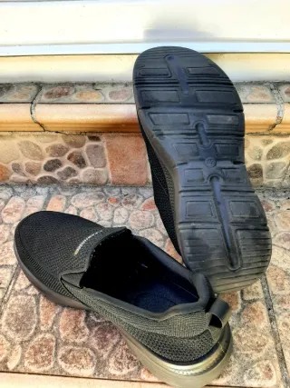 Zapatos negros cómodos talla 42