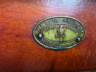 Molinillo de café Mutzig Framont antiguo