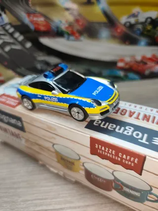Carrera Go/ Scalextric 1:43Coche Porsche Policia
