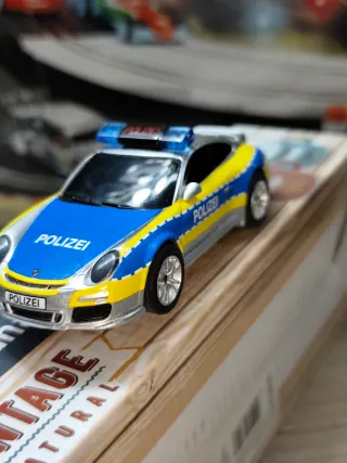 Carrera Go/ Scalextric 1:43Coche Porsche Policia