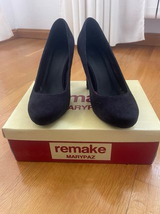 Zapatos de salón ante negro T.37 Marypaz