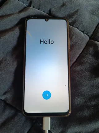 Realme C53 (con pantalla algo rota)