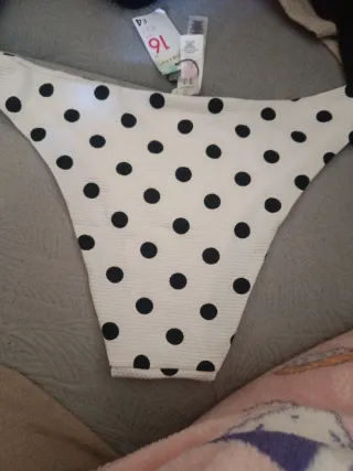 Bragas bikini lunares Primark Talla 44.