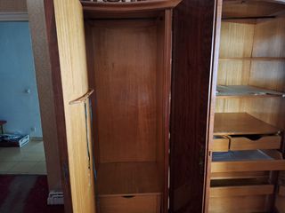 Armario antiguo madera maciza finales s. XIX