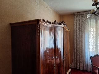 Armario antiguo madera maciza finales s. XIX