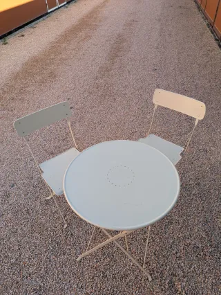 Mesa y 2 Sillas Plegables Ikea