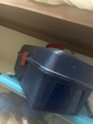 Caja de herramientas con accesorios