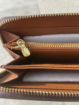 Cartera Louis Vuitton Marrón