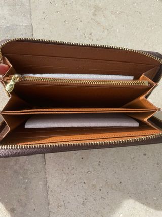 Cartera Louis Vuitton Marrón
