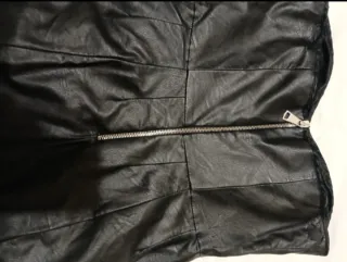 Abito cerimonia in pelle nero