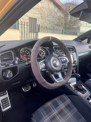 Volkswagen Golf GTI VII Performance 230cv