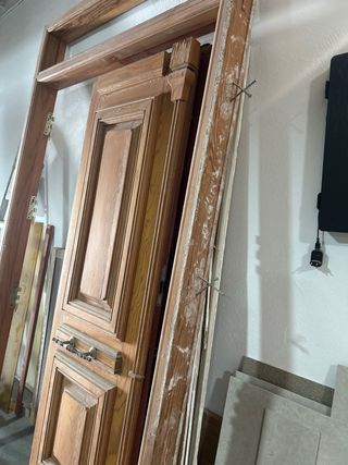 Puerta de madera exterior 2 hojas