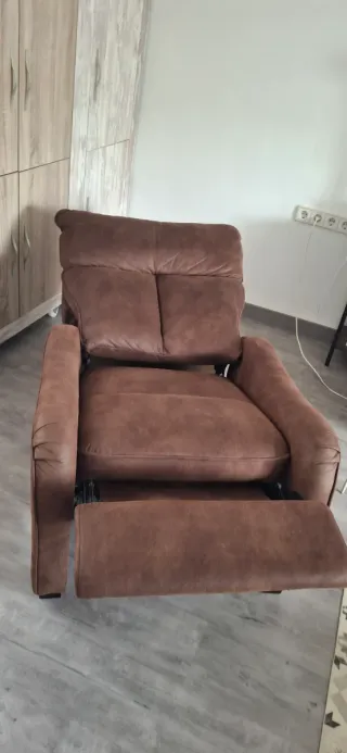 Poltrona relax manuale in pelle marrone anti-macchia