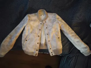 Cazadora Mango Beige Mujer forrada de borreguito