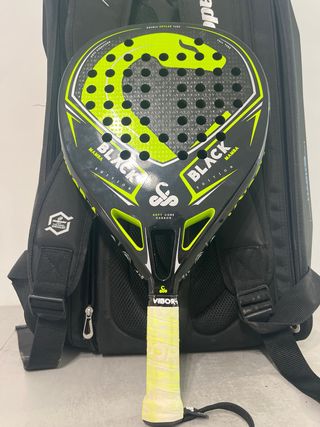Pala Vibora Black Mamba + Paletero Bullpadel