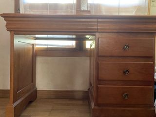 Escritorio madera pino 5 cajones