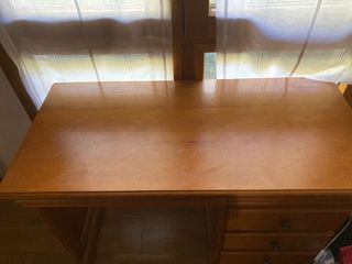 Escritorio madera pino 5 cajones