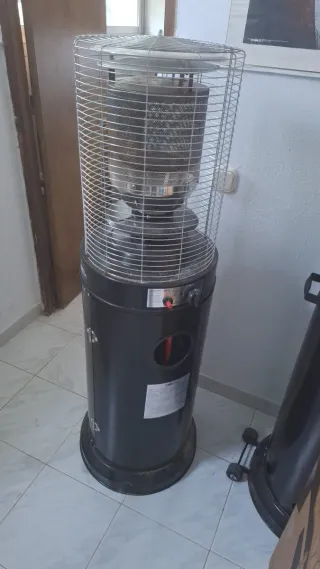 Stufa da terrazza nera