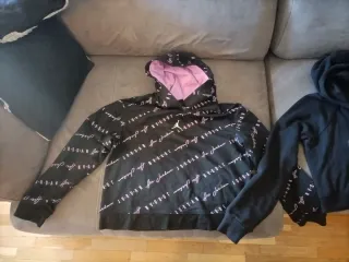 Sudadera niña Jordan Negra con Logo